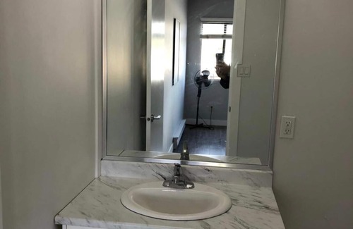 Aldergrove Apartment | UNIT 200B- Comfortable apartment with a full kitchen