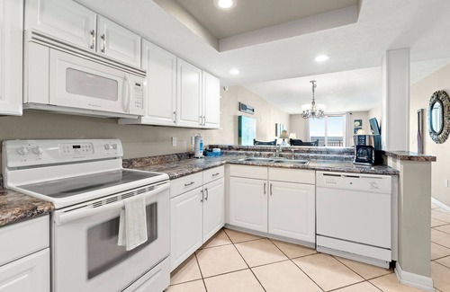 Tropic Condo | Unit 206 Charming 2-bedroom condo with WiFi, AC in peaceful Indian Harbour Beach