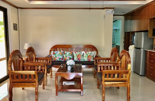 Mambajao House | UNIT 3 - 6PAX- Fully furnished-Peaceful and quite
