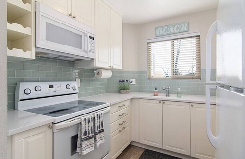Pacific Beach Apartment | Unit 3 · Best in Pacific Beach, 2bedroom+loft! 5*sanitized