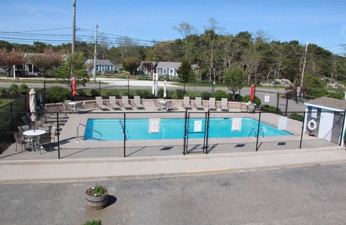 North Truro Condo | Unit #3 - Ground Floor Efficiency with A/C