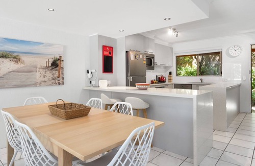 Peregian Beach Apartment | Unit 3 @ Parkside, Peregian Beach, Noosa Shire