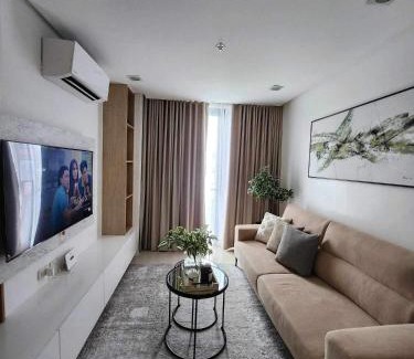 Pallocan Apartment | Unit 301 at One Pontefino