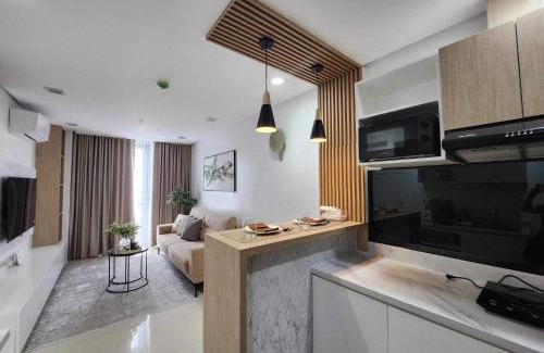 Pallocan Apartment | Unit 301 at One Pontefino