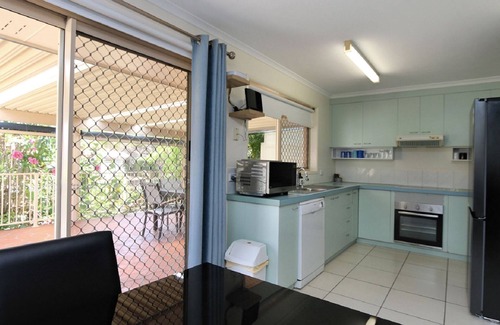 Bargara Villa | Unit 35 Lakeview Park Bargara