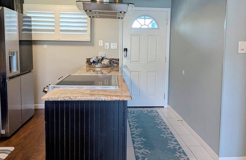 Sunnyside Condo | Unit 38, Sea To Believe, 2.5 Bedroom Beach Condo