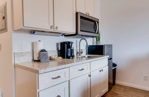 Wailuku Apartment | Unit 4 Maui Ohana Modern Studio