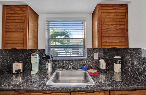 North Beach Apartment | UNIT #4 Waves on Desoto Deluxe Studio with Pool