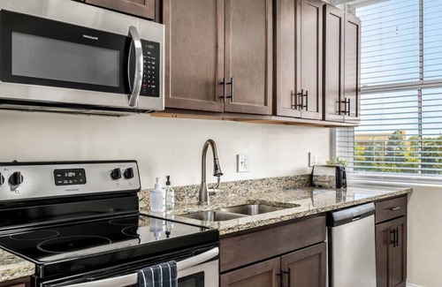 Brush Park Apartment | Unit 6 · Luxury Brush Park Penthouse with Stunning Views