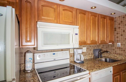 Village of Four Seasons House | UNIT 7 - TREETOP 2 BEDROOM VILLA