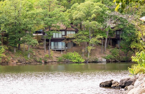 Village of Four Seasons House | UNIT 8 - TREETOP 2 BEDROOM VILLA