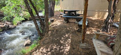 Cedaredge Cabin | Unit 9 at the Cedaredge Lodge