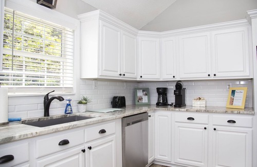 Morehead City House | Unit B-Sand Salt and Seashells