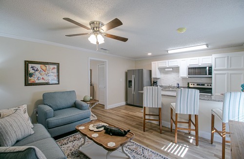 Gulfport Apartment | Unit E at Triple Tail Alley