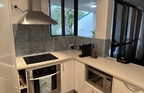Bongaree Apartment | Unit in the best location of Bribie, walking distance to everything!