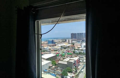 North Reclamation Area Apartment | Unit walking distance tò SMCity, Robinsons Galleria and G Mall of Cebu