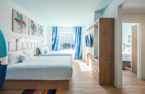 Florida Center Resort | Universal's Endless Summer Resort - Surfside Inn and Suites