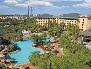 Florida Center Resort | Universal's Loews Royal Pacific Resort