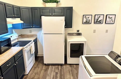 Dayton Condo | University flat 2bed to University Dayton UD walking Distance to restaurants
