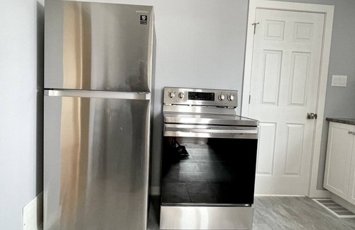 Thunder Bay Apartment | University, Hospital Close
