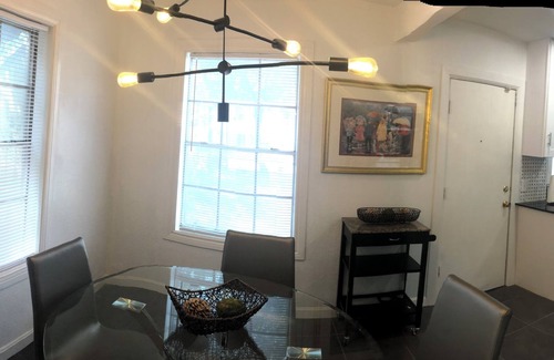 Park Cities Apartment | University Park Charmer