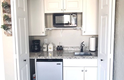Sarasota Apartment | University Pines Studio in Sarasota
