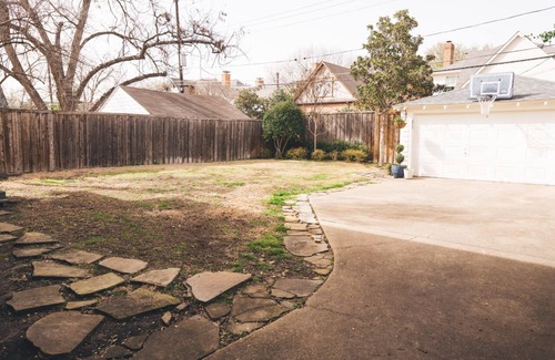Park Cities House | UniversityPark Home in perfect location, prime Highland Park & SMU proximity