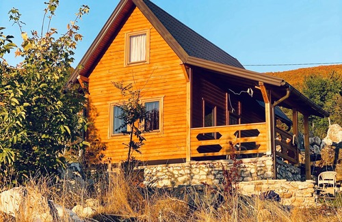 Konjic House | Unlimited freedom in a family-friendly vacation home in breathtaking nature