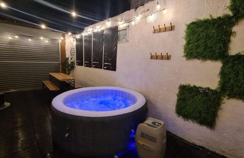 Sunderland House | UnlimitedHotTub,Sauna,Massage,BBQ,Games,Beach