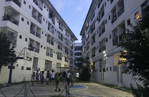 Cainta Condo | UnliWifi with Netflix
