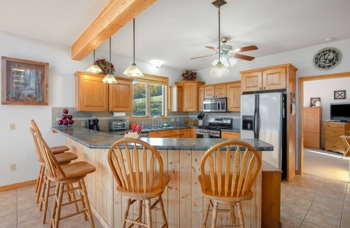 Creede Cabin | Unmatched Views of Creede - Classic Colorado Cabin - Large Deck