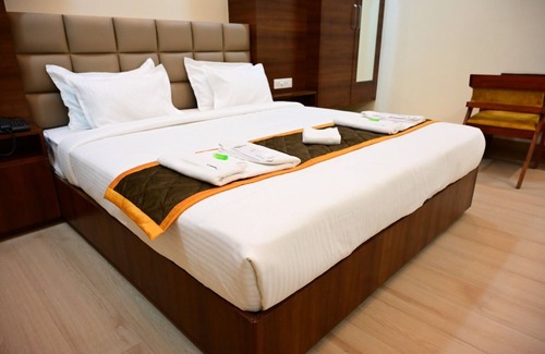 Vijayapura Cabin | Unnati Stays Inn, VIJAYAPUR