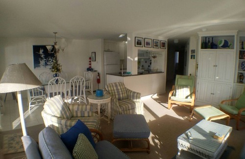 Stone Harbor Condo | Unobstructed panaramic sunset view. 3 1/2 blocks to beach, 3 blocks to downtown shopping,