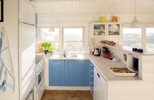 Houvig Strand House | Unobtrusive holiday home with sea views in a wonderful dune location for 4 persons