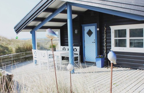 Houvig Strand House | Unobtrusive holiday home with sea views in a wonderful dune location for 4 persons