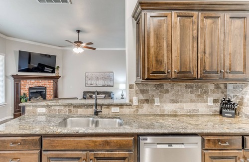 Yukon House | Unpack and Unwind