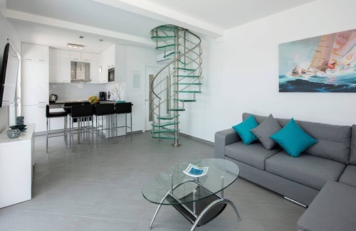 Pirgi Villa | Unparalleled Luxury Awaits | 8 Bedrooms.