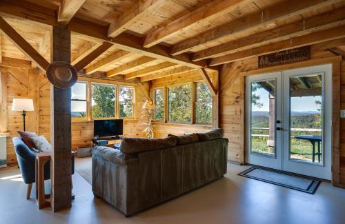 Sharon House | Unplug, Unwind and Explore Remote Vermont Cabin