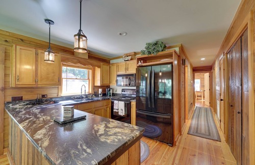 Louisburg Cabin | Unplug & Unwind! Country Cabin in Louisburg