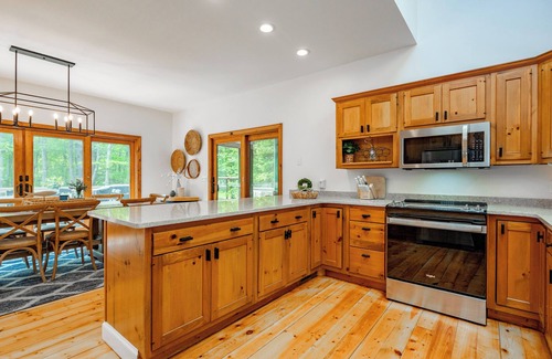 Blakeslee House | Unsalted Memories: Lakefront, Dock Slip, Hot Tub!