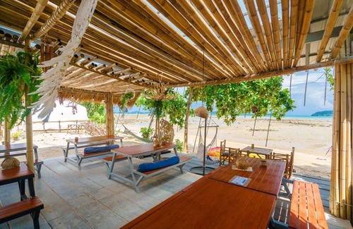 Rawai Villa | Unseen Thailand on private beach