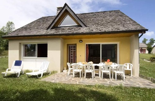 Mende Villa | Unterkunft 10 Personen