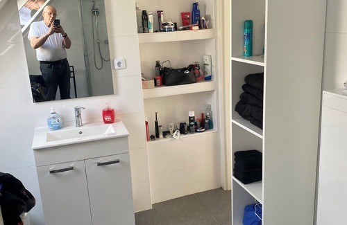 Frankfurt Condo | Unterkunft .3 Schlafzimmer, Esszimmer,küche, Bad. 30 Minuten Nach Frankfurt