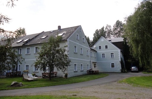 Tirschenreuth Apartment | Unterkunft im ersten Stock mit großer Logia