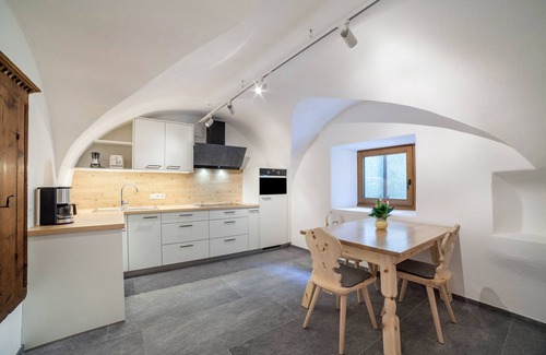 Laces House | 'Unterlanpacher Historic Refugium' with Mountain View, Garden & Terrace