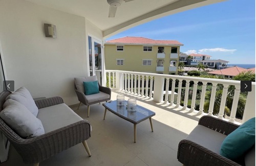 Sint Michiel Apartment | Untoldcondo With Ocean View and Pool