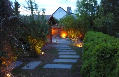 Villers-Allerand Cottage | Unusual accommodation Roulotte Les Bichottes, All comfort