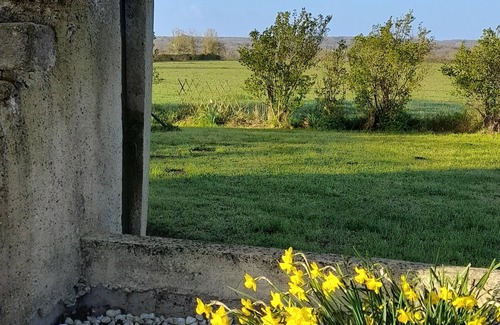 Saint-Cyr-des-Gats Cottage | Unusual mill