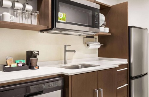 Southwest Colorado Springs Hotel | Unwind and Indulge In Our Oasis! Indoor Swimming Pool, Pets Allowed!