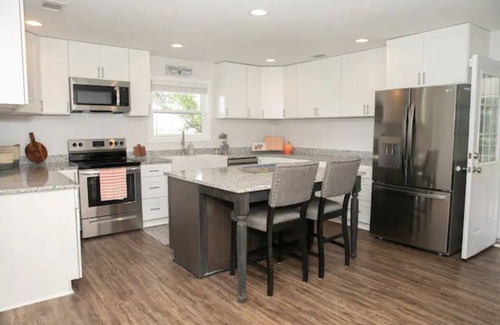 Tybee Island House | Unwind and relax in this quiet marsh oasis on Tybee Island